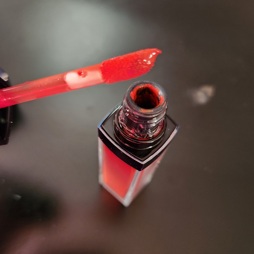 Estee Lauder Pure Color Envy Liquid LipColor - Shade 305
